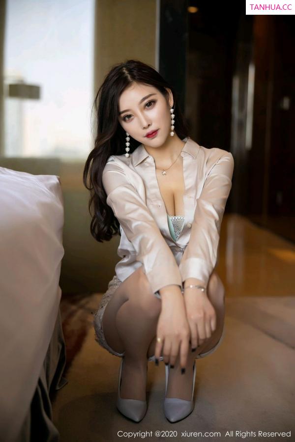 杨晨晨 sugar小甜心CC [XIUREN]高清写真图 2020.02.13 杨晨晨sugar第23张图片